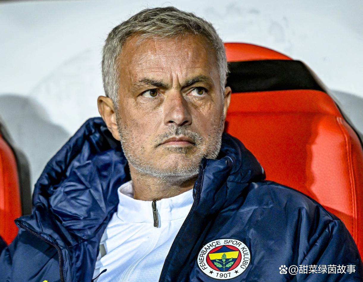 九游娱乐-关于费耶诺德迎法国杯关键赛，转会期状态回暖，管理层满意，更衣室氛围转暖的信息